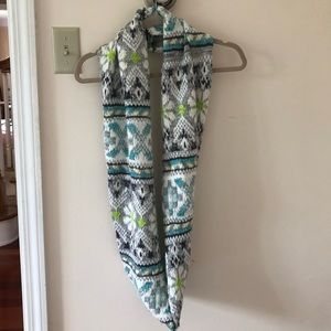 Aeropostale Gray/White/Blue/Green Patterned Infinity Scarf